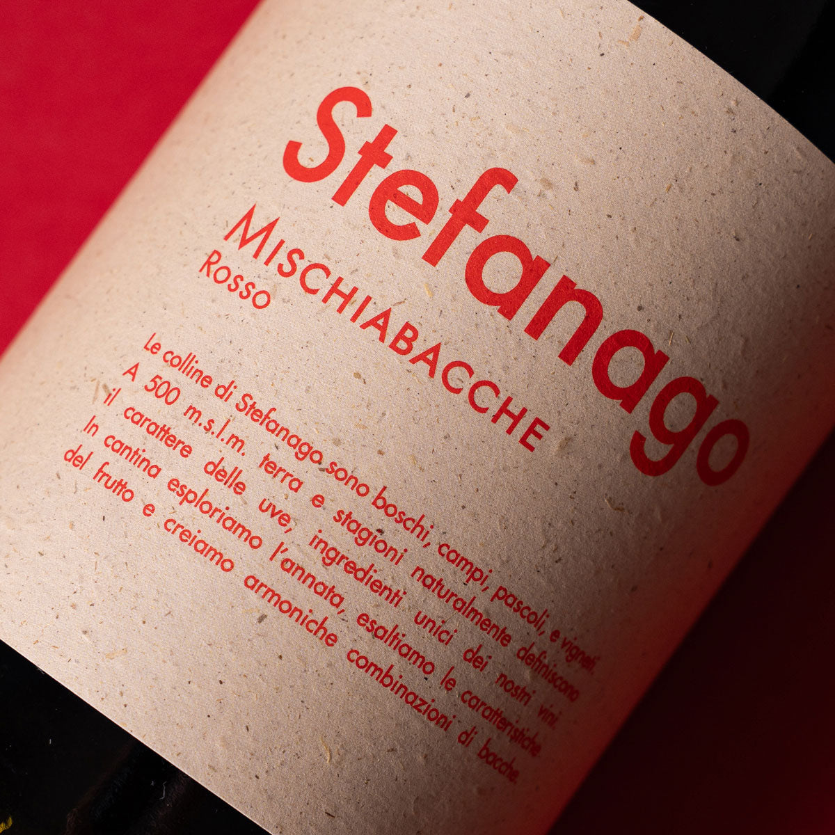 Close-up of Castello di Stefanago Mischiabacche Rosso label — a natural red wine from Lombardy, made with a field blend of native grapes and spontaneous fermentation