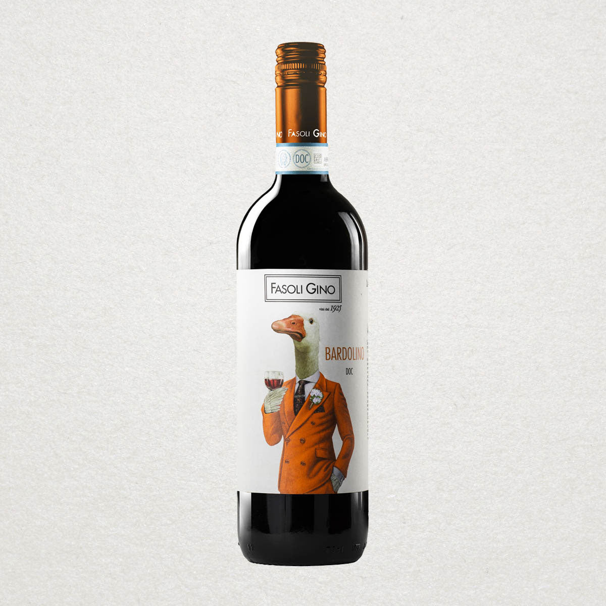Full bottle of Fasoli Gino Bardolino — an organic, biodynamic red wine from Veneto known for its bright fruit, freshness, and easy-drinking charm