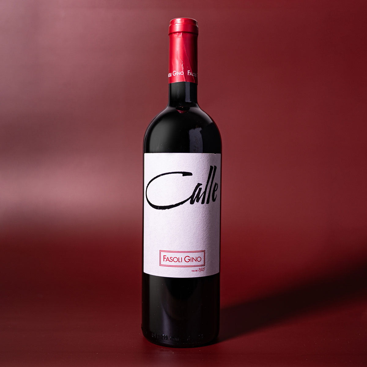 Styled image of Fasoli Gino Calle — a refined natural red wine from Verona, ideal for thoughtful pairings and slow meals