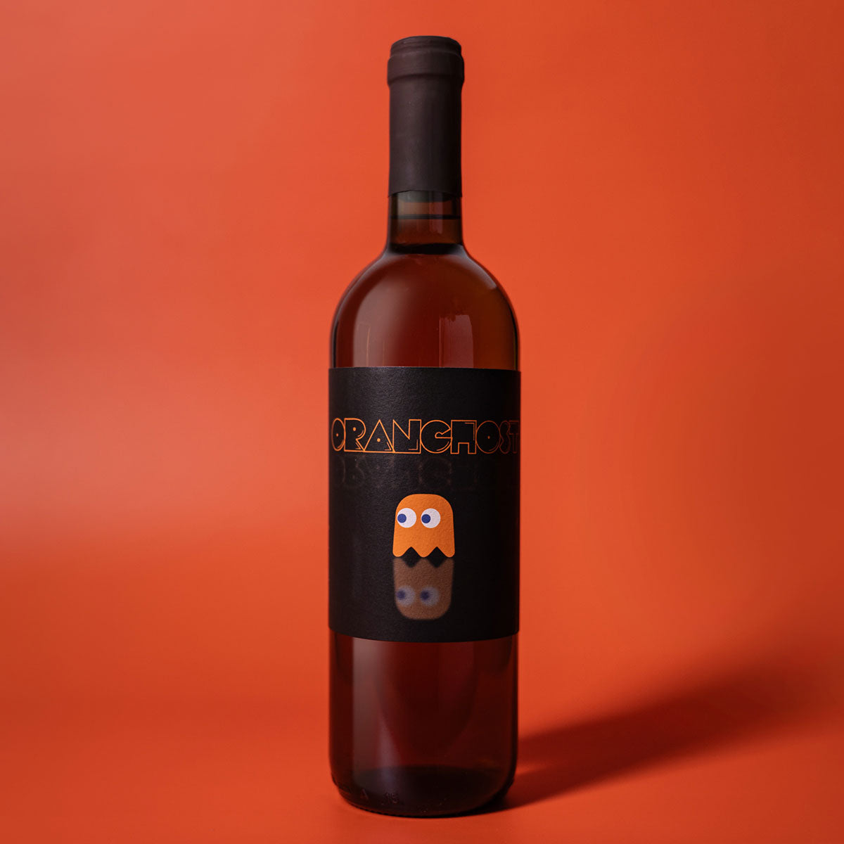 Styled image of Fasoli Gino’s Orange Ghost — an expressive organic orange wine from Verona, perfect for adventurous pairings and skin-contact wine lovers