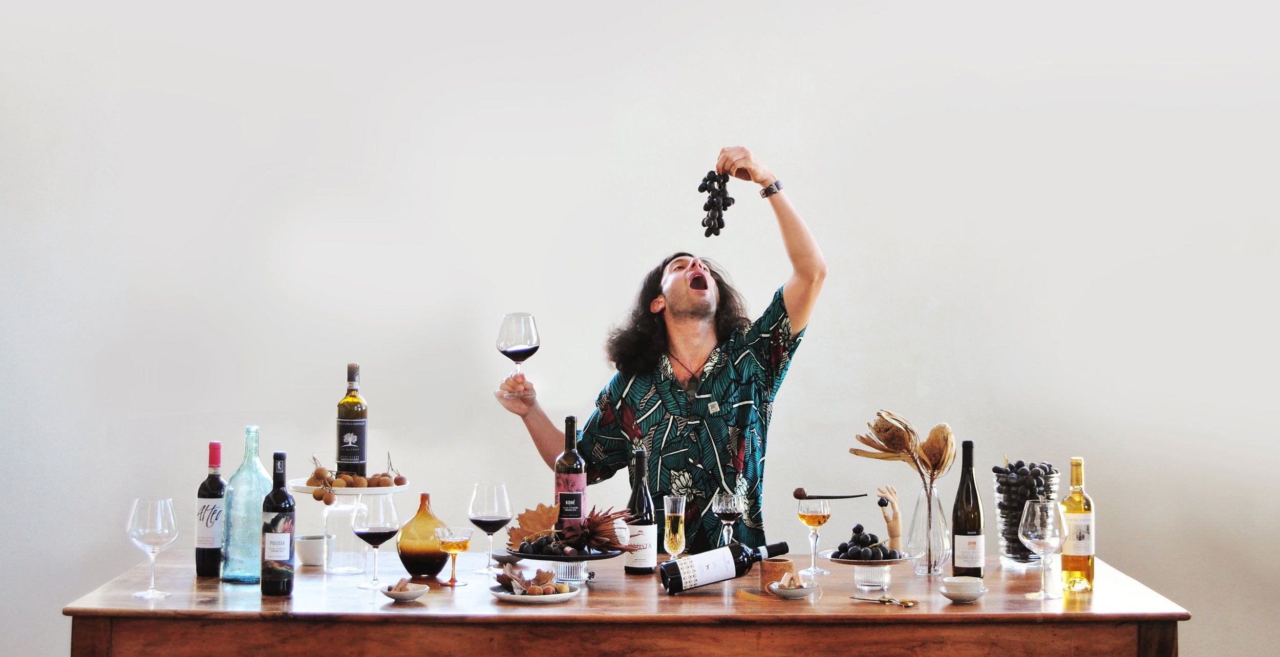 Main banner featuring InVinus – Italian wines with attitude, showcasing organic and natural selections