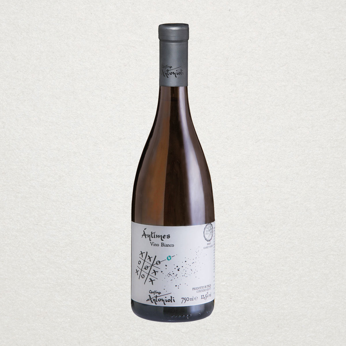 Full bottle of Antìmes by Cantina Antonioli, an artisanal white wine from the Alps of Valtellina — made with indigenous grapes and sustainable vineyard practices