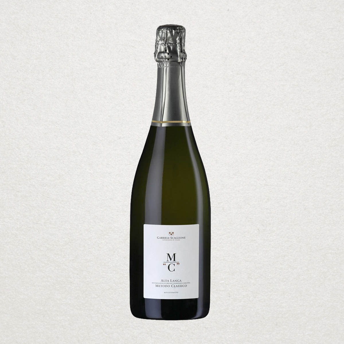 Full bottle of Gabriele Scaglione Alta Langa — a sustainable Italian sparkling wine crafted in the classic method, with fine bubbles and elegant minerality