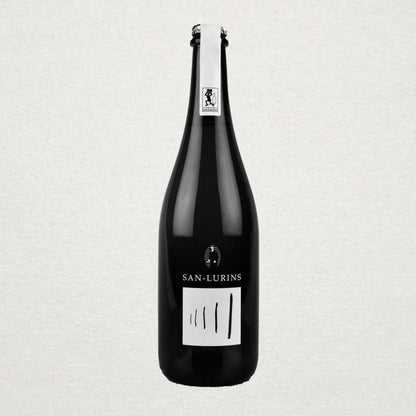 Full bottle of San Lurins Malvasia Pet-Nat, an organic sparkling wine from Friuli-Venezia Giulia made from 50-year-old Malvasia Istriana vines