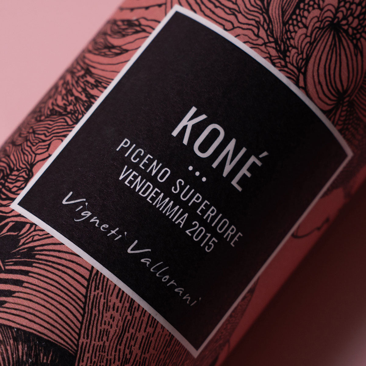 Close-up of Vigneti Vallorani Kóne label — a natural and organic red wine from Marche, made with native grapes and traditional, low-intervention methods