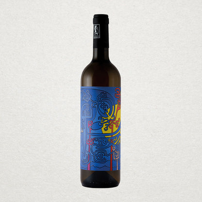 Full bottle of Vigneti Vallorani Le Fric — a skin-contact white wine from Italy’s Marche region, crafted organically with native varietals and minimal intervention